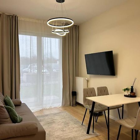 Warsaw Airport Apartment ภายนอก รูปภาพ